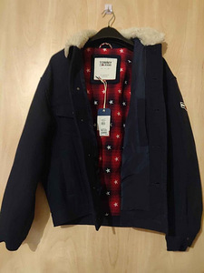 Uus! Tommy Jeans jope. Suurus XS (5 foto / 7)