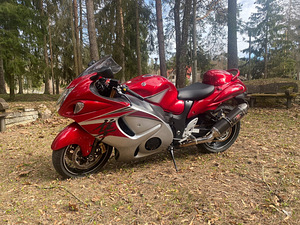 Suzuki hayabusa (6 foto / 10)