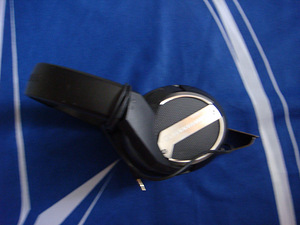 Kõrvaklapid Bose True Sound AE II, Sennheiser HD 449 (9 foto / 9)