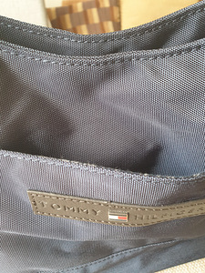 Сумка Tommy Hilfiger (8 фото из 10)