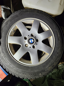 205/65/R16C Bridgestone + veljed (1 foto / 5)