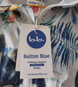 Новая куртка Button Blue, размер 104 (2 фото из 2)