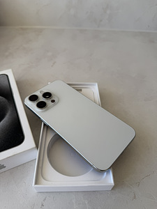 Apple iPhone 15 Pro Max 256GB (2 фото из 3)