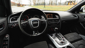 Audi A4 2008 2.7 140 kW (9 foto / 12)