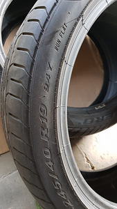 245/40 R19 & 275/35 R19 Pirelli P Zero (3 foto / 3)