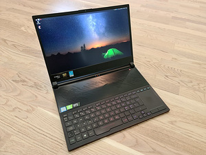 ASUS ROG Zephyrus Ultra S i7-8750H/RTX 2080 Q-Max/16 GB DDR4 (2 foto / 8)