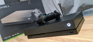 Võimsaim! Xbox One X 4K 1TB mängukonsooli komplekt + GTA V (1 foto / 7)