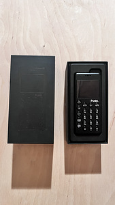 Punkt MP02 dumbphone (1 foto / 3)