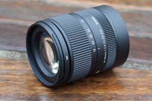 Sigma 18-50mm f/2.8 Fujifilm (1 foto / 1)