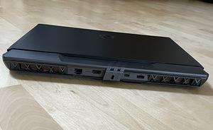 MSI VECTOR 16 HX A14VGG QHD 240Hz i9-14900HX RTX 4070 (7 foto / 8)