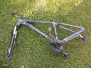 26 tolli MTB aluraam (7 foto / 10)