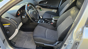 Kia Ceed (5 foto / 8)