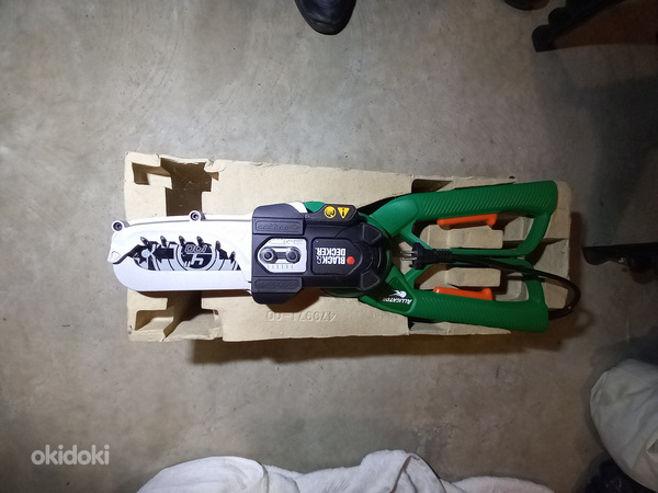 Секатор электрический Black and Decker Alligator