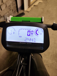 Elektriroller EXO BIKE (4 foto / 6)