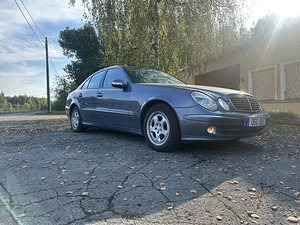 MERCEDES-BENZ E 270 CDI 2002 manual (8 foto / 12)