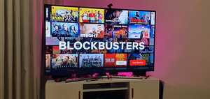 Samsung UE55MU6172U (55") 4K Ultra HD SmartTV Wi-Fi (1 foto / 4)