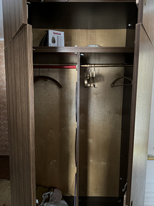 Riidekapp (2 foto / 2)
