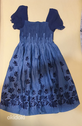 Красивое платье с пышной юбкой, размер 36-38 (фото #2)