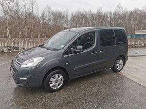 CITROEN BERLINGO N1 1.6, 68 kW, 2015 (2 foto / 10)
