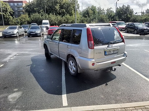Nissan x-trail (4 foto / 6)