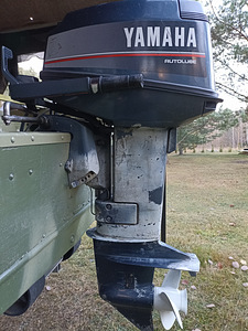 Ямаха 20 2Т (1 фото из 3)