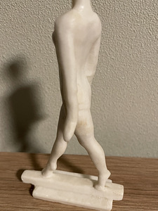 Statuett ,,Sportlanna'' terav plastik HI (4 foto / 9)