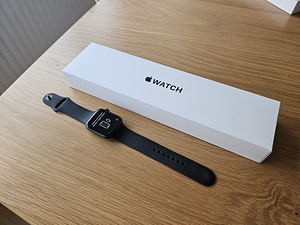 Apple watch SE 44mm Space Gray Gps (1 foto / 6)