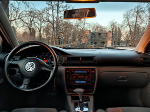 M: VW PASSAT 1.9TDI 96kw (6 foto / 8)