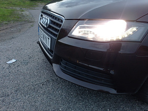 Audi a4 quattro (1 фото из 9)