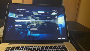 Macbook pro 15 retina mid 2015 i7 16gb 512ssd 2 video (10 foto / 10)