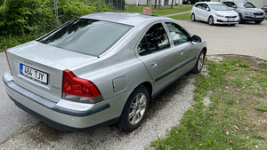 Volvo s60 103kw 2.4 manual (2 foto / 14)