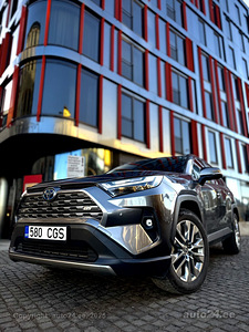 Toyota RAV4 AWD-i Premium 2022 JBL+ Smartmirror 2.5 131 kW (2 foto / 15)