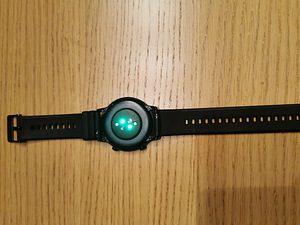 Huawei GT 2 varuosadeks (1 foto / 2)