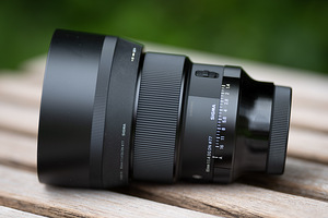 85mm Sigma Art L-mount / 14 - 28mm zoom (1 foto / 2)