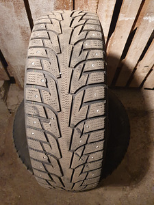 Hankook 15" Winter IPike RS 195-65R15 95T 6-7mm (3 foto / 6)