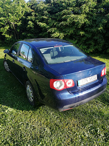 VOLKSWAGEN JETTA 1,6 75 KW. 2006.г. (3 фото из 9)