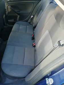 VOLKSWAGEN JETTA 1,6 75 KW. 2006.г. (6 фото из 9)
