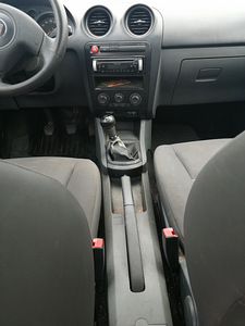 SEAT CORDOBA 2006 1,4 55kw (9 foto / 13)