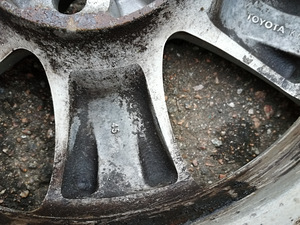 16"5X114,3 TOYOTA, LEXUS VALUVELJED (3 foto / 3)