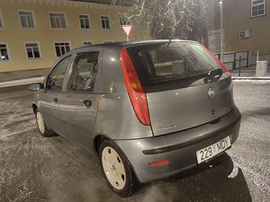 Fiat punto 1.2 44kw üv 06.2025 (2 foto / 4)