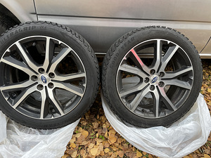 Оригинальные диски Subaru 205/50R17 + зимние шины (4 фото из 7)