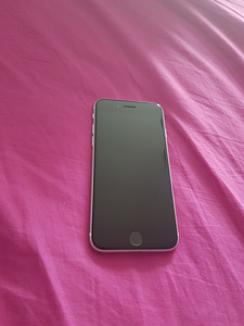 Apple iPhone SE (2020) White 256Gb LTE (1 foto / 6)