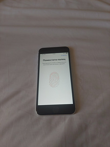 Apple iPhone SE (2020) White 256Gb LTE (6 foto / 6)
