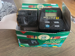 AKVAARIUMI KALADE AUTOMAATSÖÖTJA