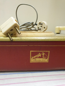 His Master s Voice Skandinavsik grammophon. (4 foto / 8)