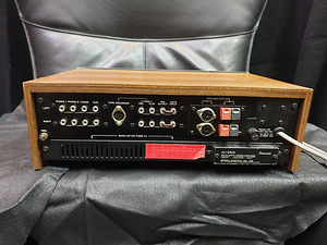 SANSUI AV - 555A стерео амплифиер. (1 фото из 5)