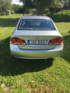 Honda Civic Executive 1.8 103кВт (4 фото из 12)