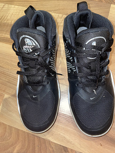 Heas korras Nike tossud! 36,5 (1 foto / 4)