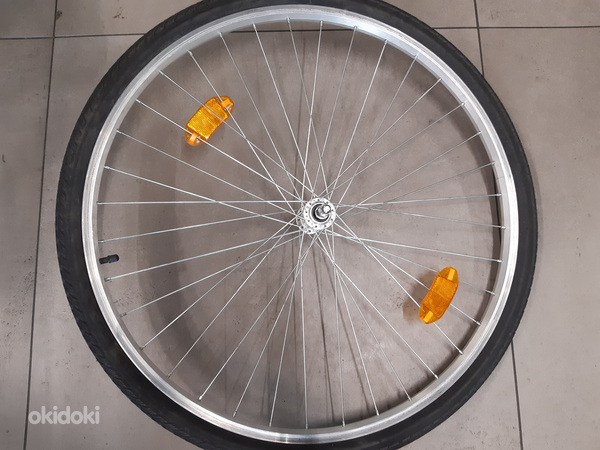 переднее колесо велосипеда 28 дюймов (фото #1)