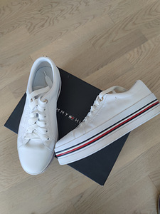 Туфли Tommy Hilfiger (1 фото из 1)